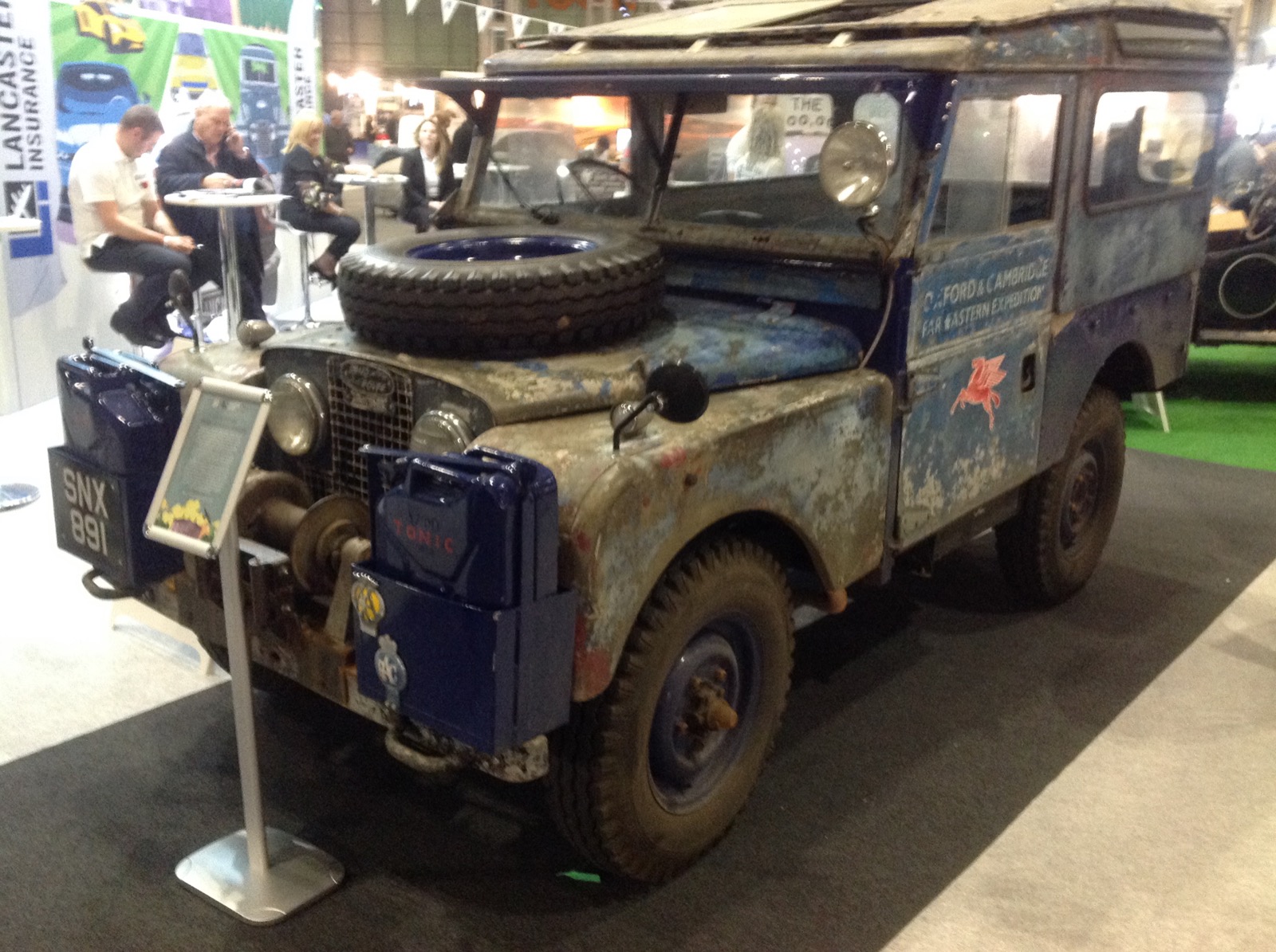 The type the teams bought: a Series I 86-inch Station Wagon. This is SNX 891 'Oxford' of the following year's Far Eastern Expedition, shown unrestored at the NEC Classic Car Show in November 2017.