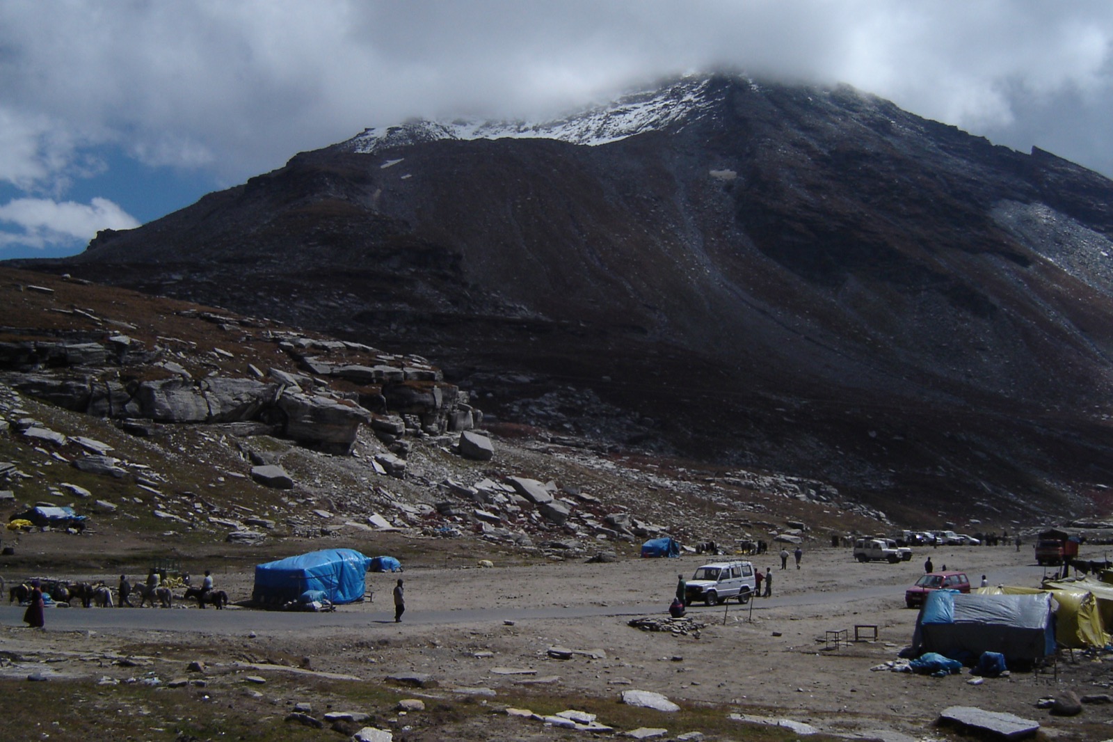 The Rohtang Pass above Manali, the first of the three passes the women crossed on foot with ponies in July 1958 after garaging the Land Rover.