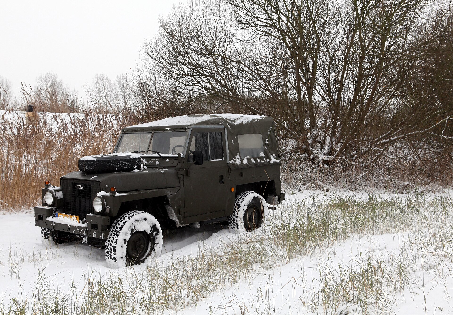 Land Rover Series III Lightweight Air Portable, photographed 2010