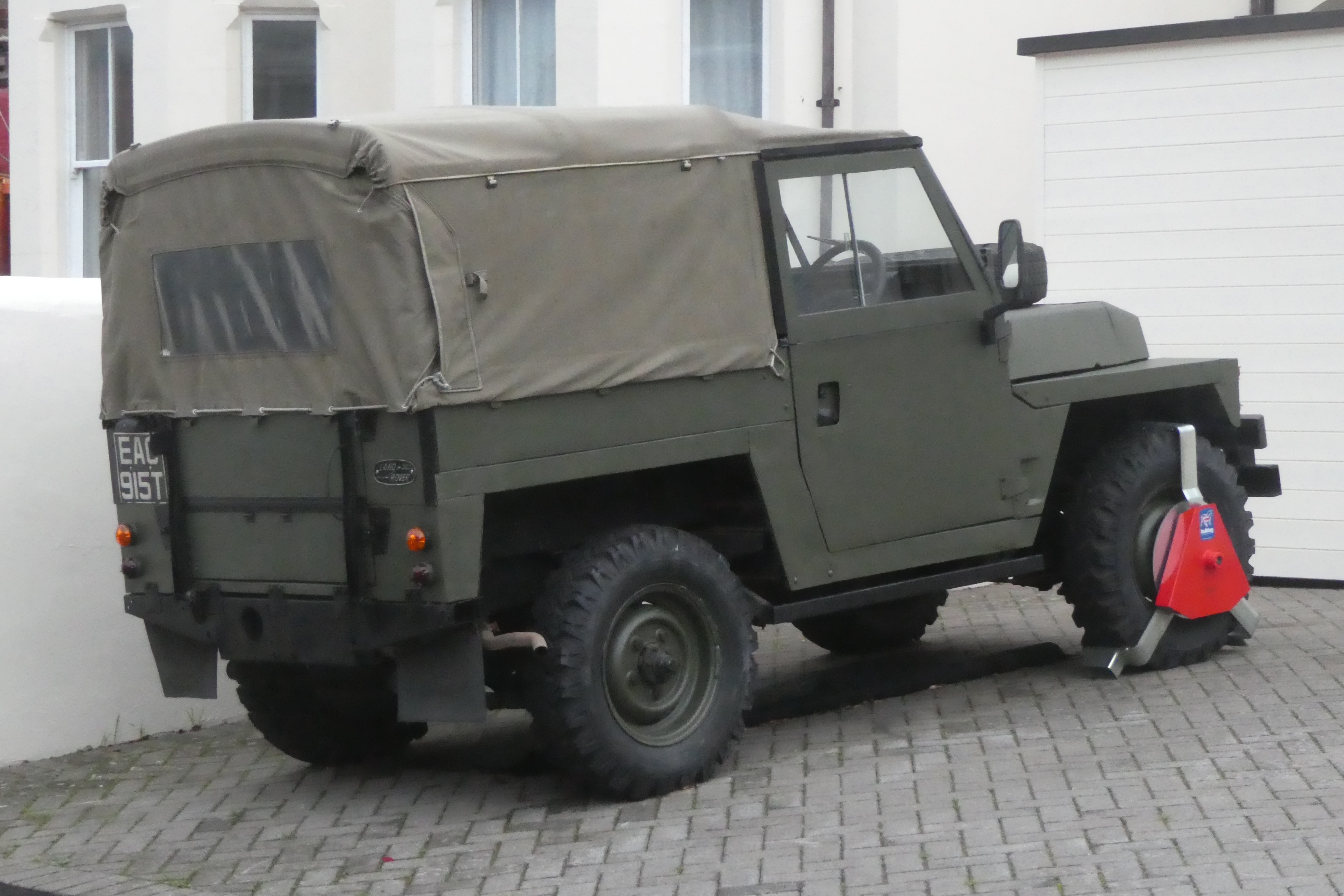Ex-military 1972 Land Rover Series III Lightweight