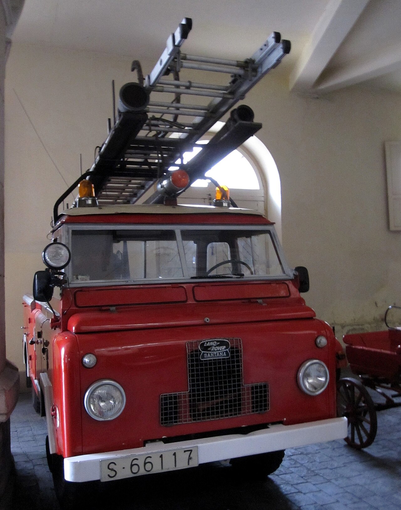 Santana 1300 — 1970 Land-Rover Santana 1300 fire appliance, Santander registration, on museum display